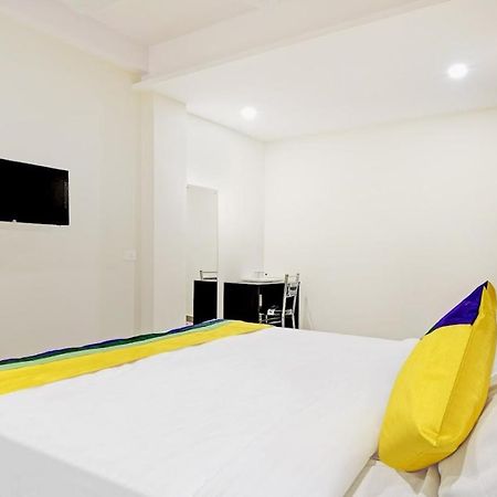 Hotel Shashwat Gorakhpur Ngoại thất bức ảnh