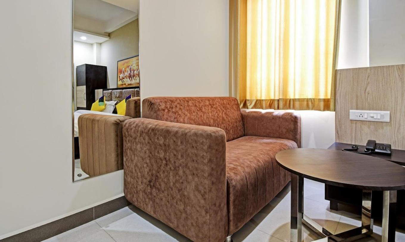Hotel Shashwat Gorakhpur Ngoại thất bức ảnh
